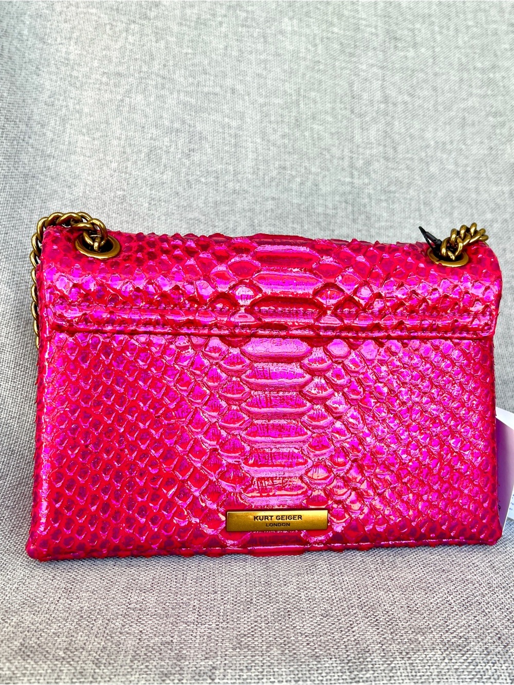 Kurt Geiger Kensington patent 3D snake skin metallic effect Medium crossbody bag - Picture 16 of 17